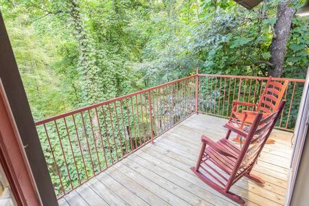 Lodge G Sasquatch Lodges Sleeps 13 Gatlinburg Extérieur photo